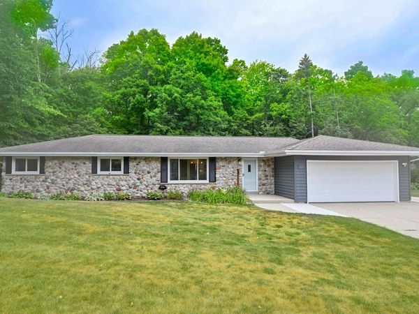 3059 S 149th STREET, New Berlin, WI 53151