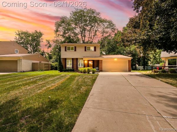 29263 Somerset Drive , Southfield, MI 48076