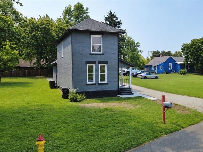 561 Downard Road , Zanesville, OH 43701 Photo 4