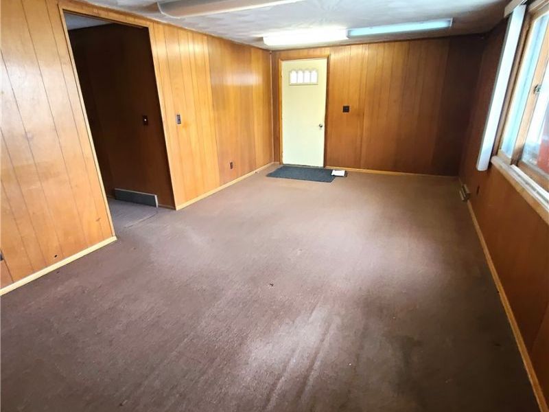 131 3rd Street, Tiltonsville, OH 43963 Photo 4
