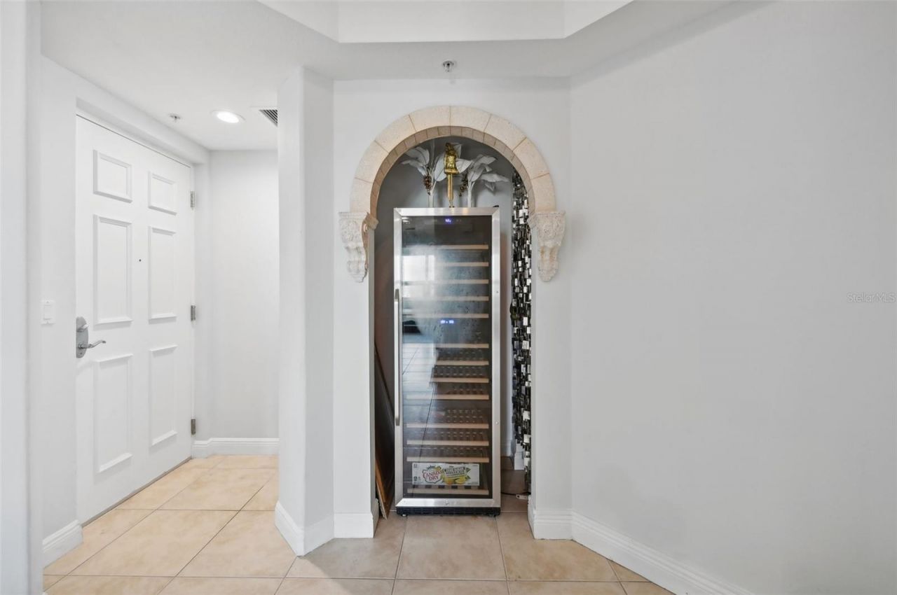 1771 Ringling Boulevard, Unit 1001, Sarasota, FL 34236 Photo