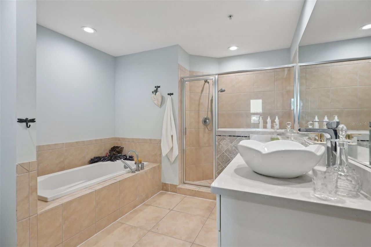 1771 Ringling Boulevard, Unit 1001, Sarasota, FL 34236 Photo