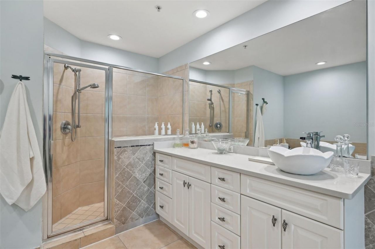 1771 Ringling Boulevard, Unit 1001, Sarasota, FL 34236 Photo