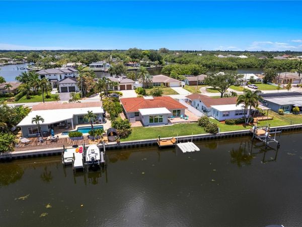4425 13TH WAY NE, ST PETERSBURG, FL 33703