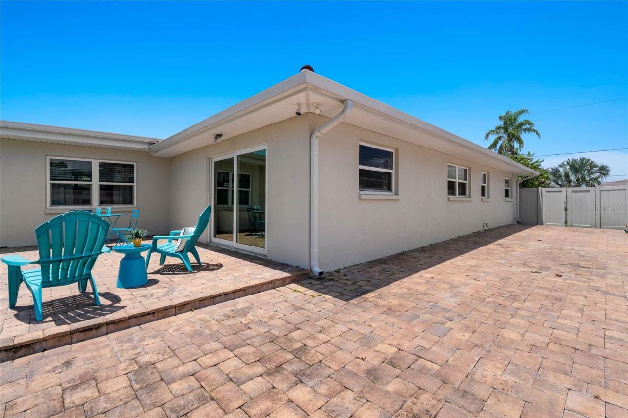 4425 13th Way Ne, Saint Petersburg, FL 33703 Photo