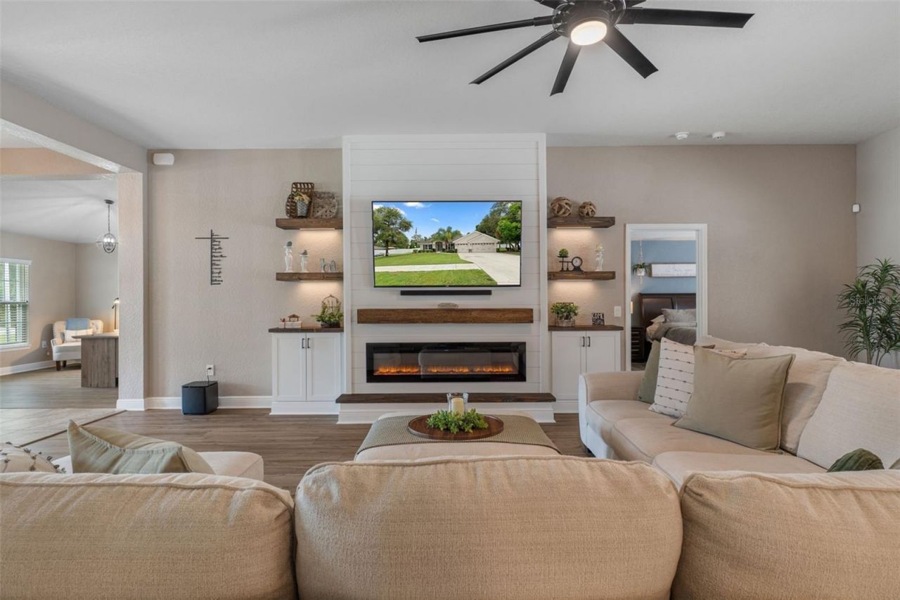 3295 Ponytail Court, Spring Hill, FL 34609 Photo
