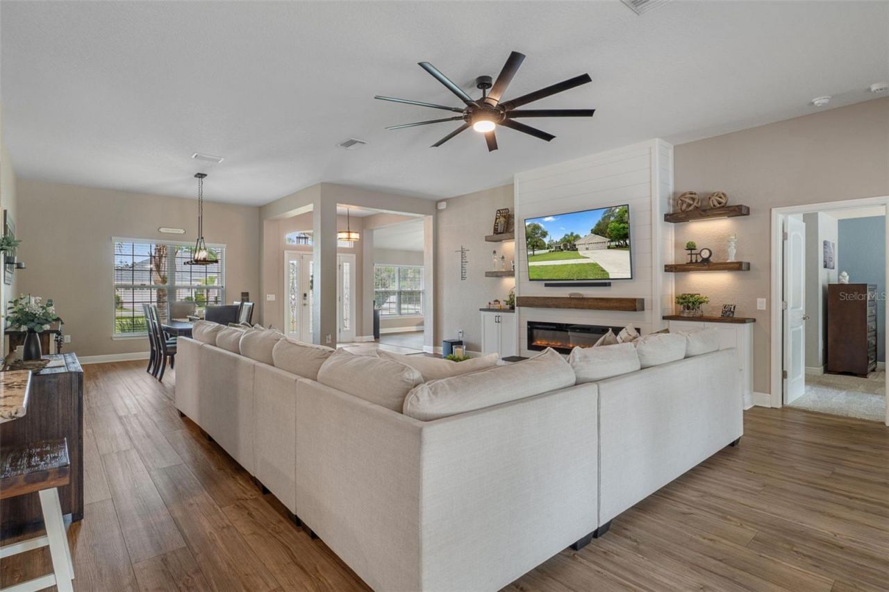 3295 Ponytail Court, Spring Hill, FL 34609 Photo
