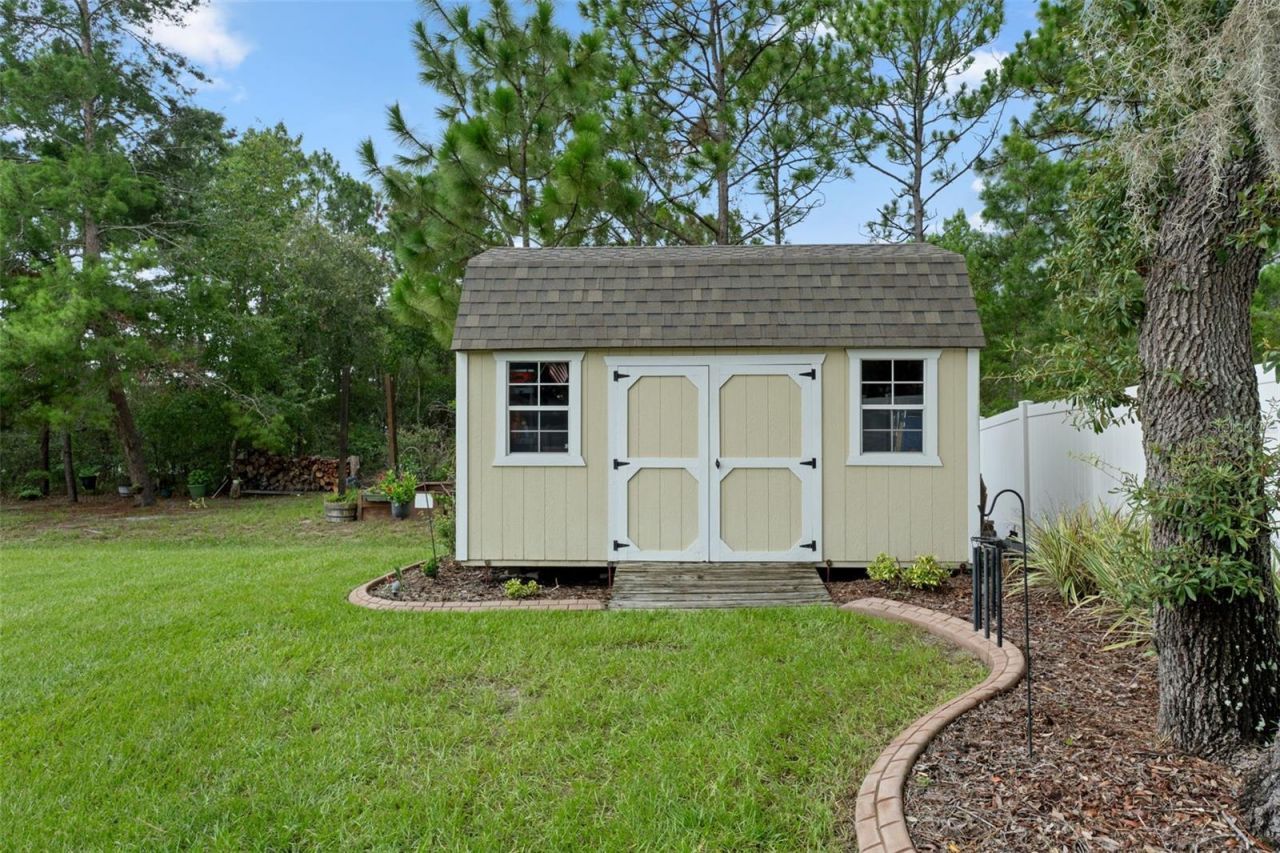 3295 Ponytail Court, Spring Hill, FL 34609 Photo