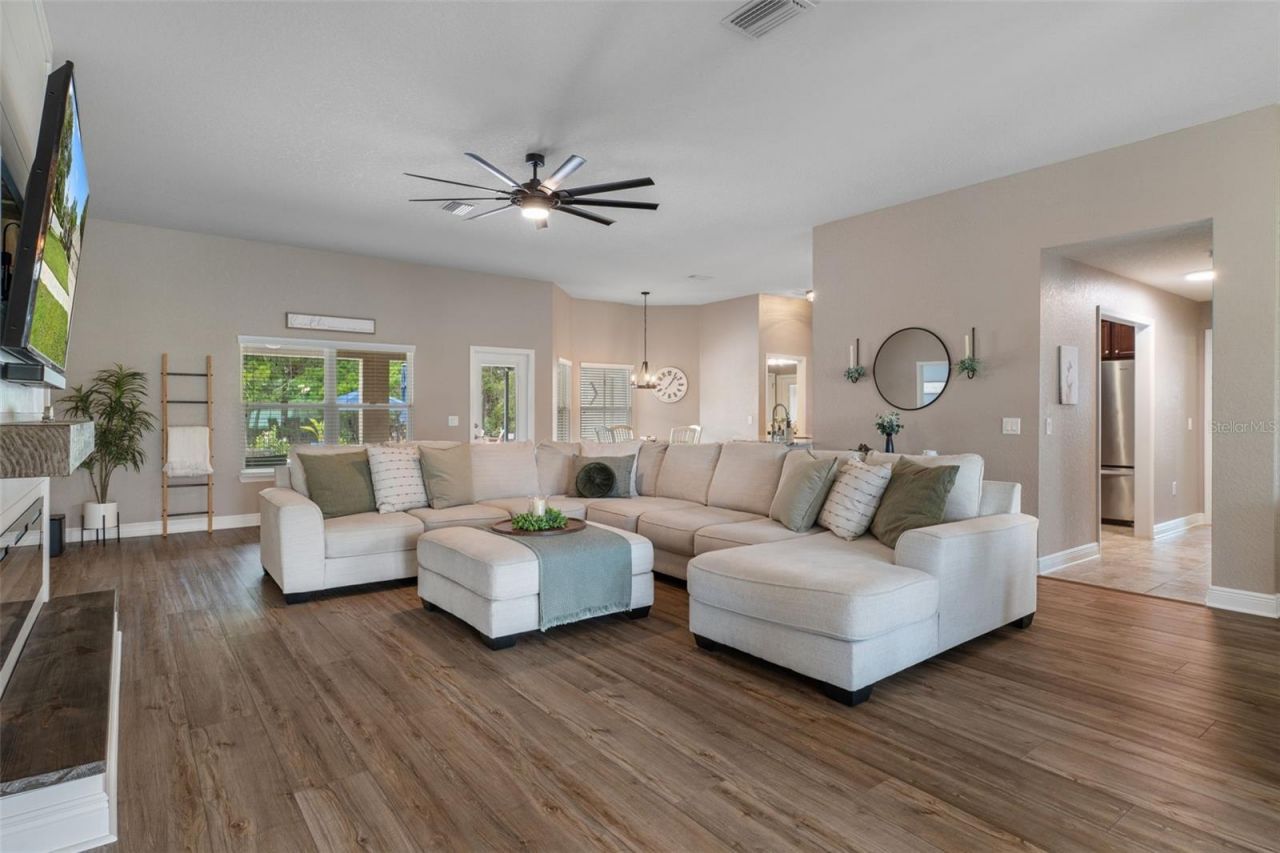 3295 Ponytail Court, Spring Hill, FL 34609 Photo