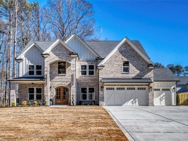 952 Cooper Road , Grayson, GA 30017