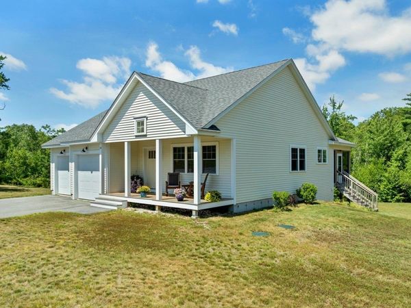 14 Village Corner Road, Wolfeboro, NH 03894