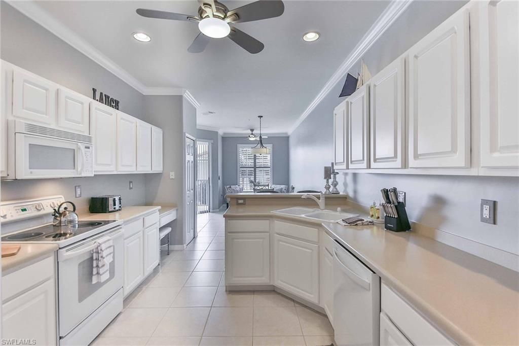 2215 Arielle Dr, Unit 1203, Naples, FL 34109 Photo
