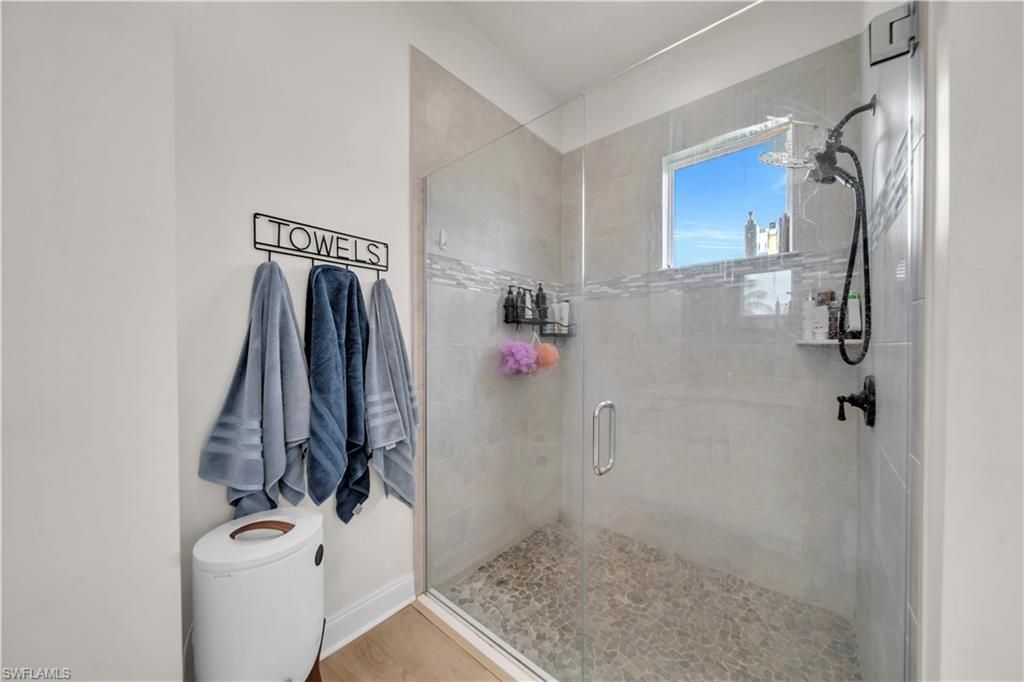 1305 NW 10th Ter , Cape Coral, FL 33993 Photo