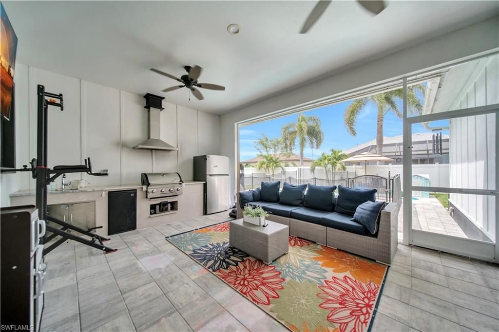 1305 NW 10th Ter , Cape Coral, FL 33993 Photo