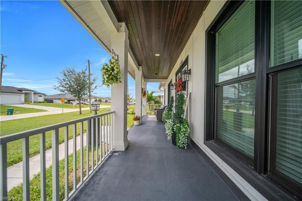 1305 NW 10th Ter , Cape Coral, FL 33993 Photo
