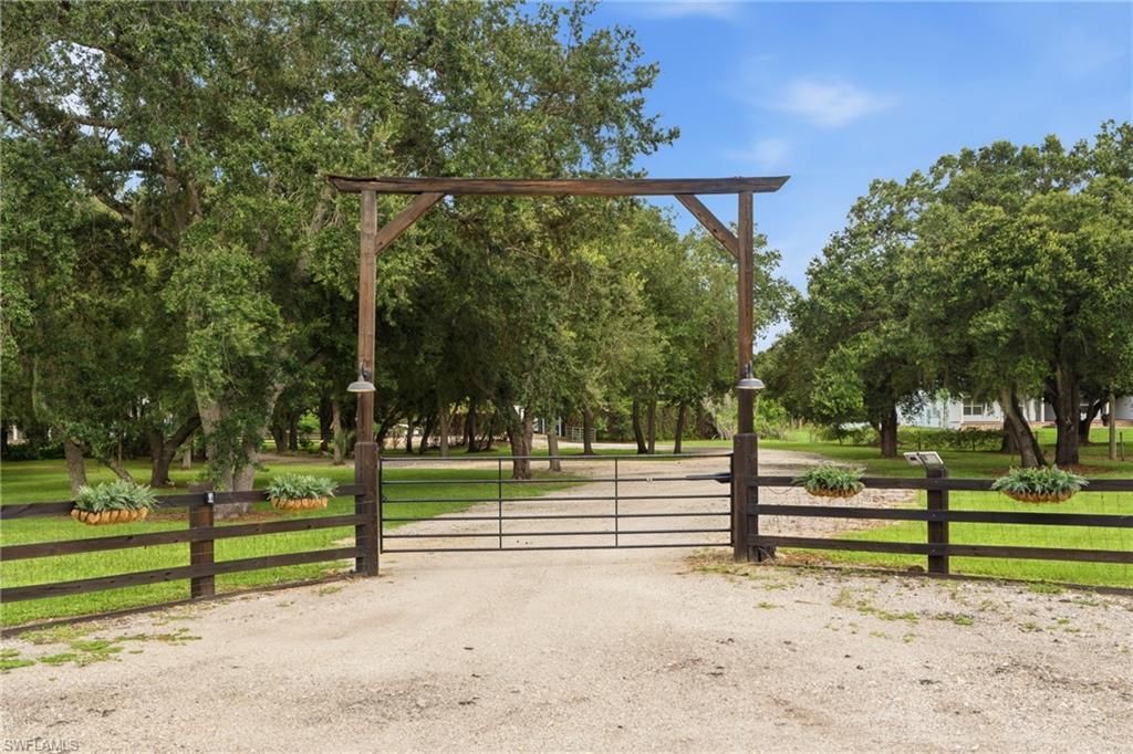 3651 Bateman Rd, Alva, FL 33920 Photo