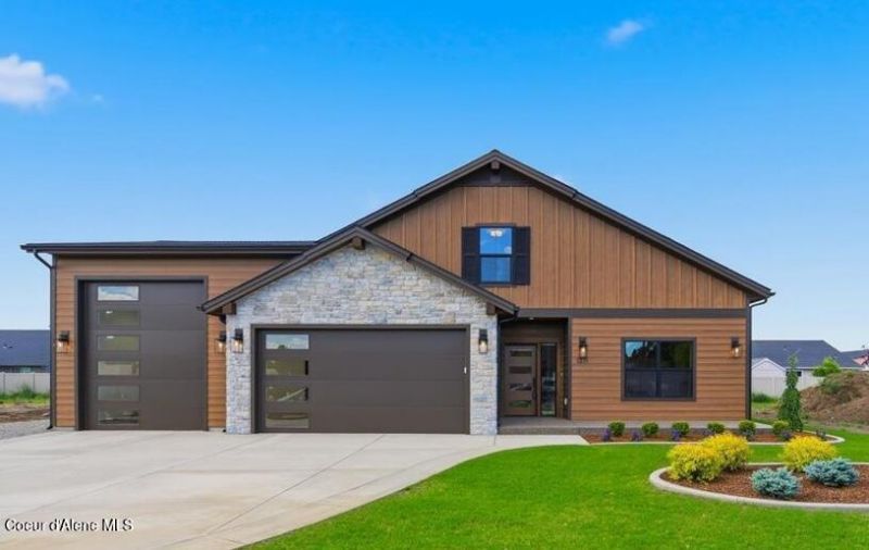 1371 W Tamarindo Ln, Hayden, ID 83835 Main Photo