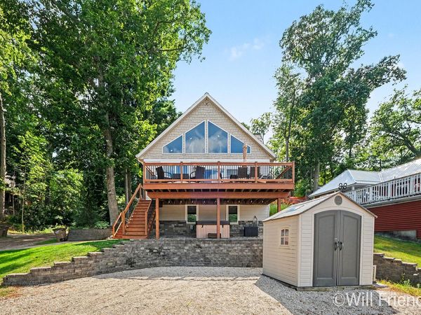 12375 Woodland Park Drive NE, Belding, MI 48809