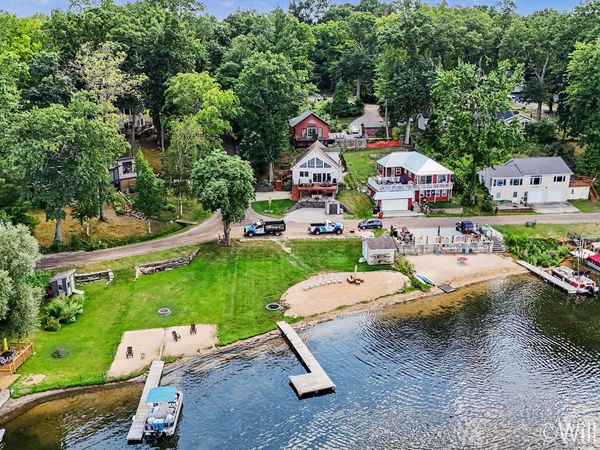 12375 Woodland Park Drive NE, Belding, MI 48809