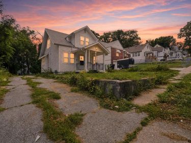 4205 Emmet Street, Omaha, NE 68111