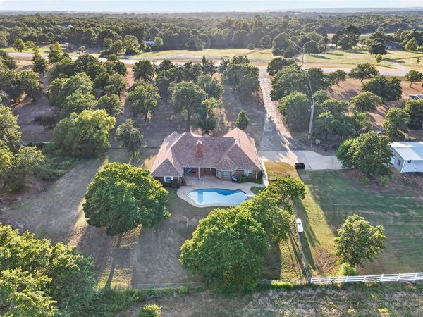 329833 E Highway 66 , Wellston, OK 74881