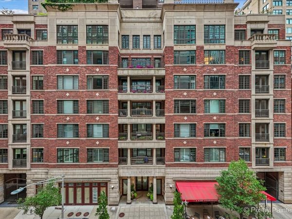 190 E Walton Place, Unit 603, Chicago, IL 60611