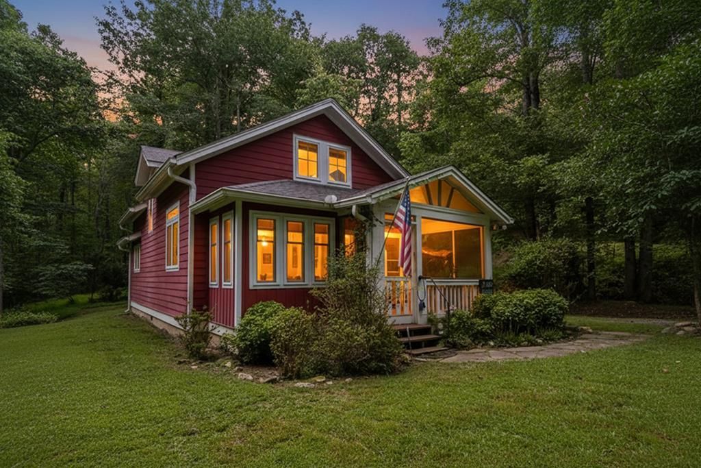 120 Shenendoa Drive, Ellijay, GA 30540 Main Photo