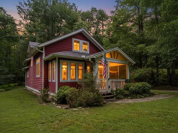 120 Shenendoa Drive, Ellijay, GA 30540