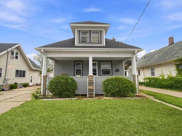 4029 Sheridan ROAD, Kenosha, WI 53140