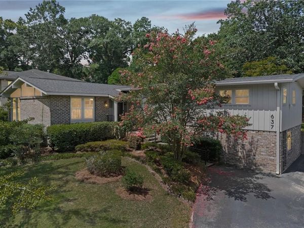 637 Chelsea Drive E, Mobile, AL 36608