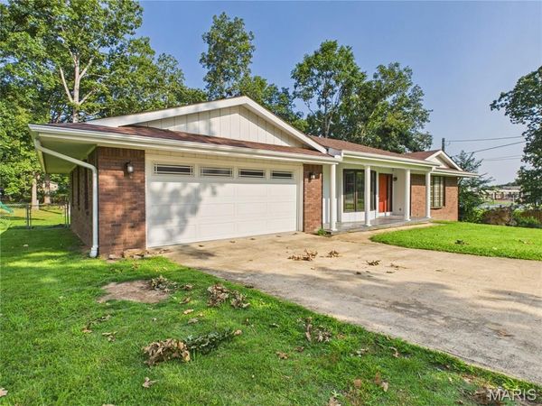 2035 Woodhaven Road , Poplar Bluff, MO 63901