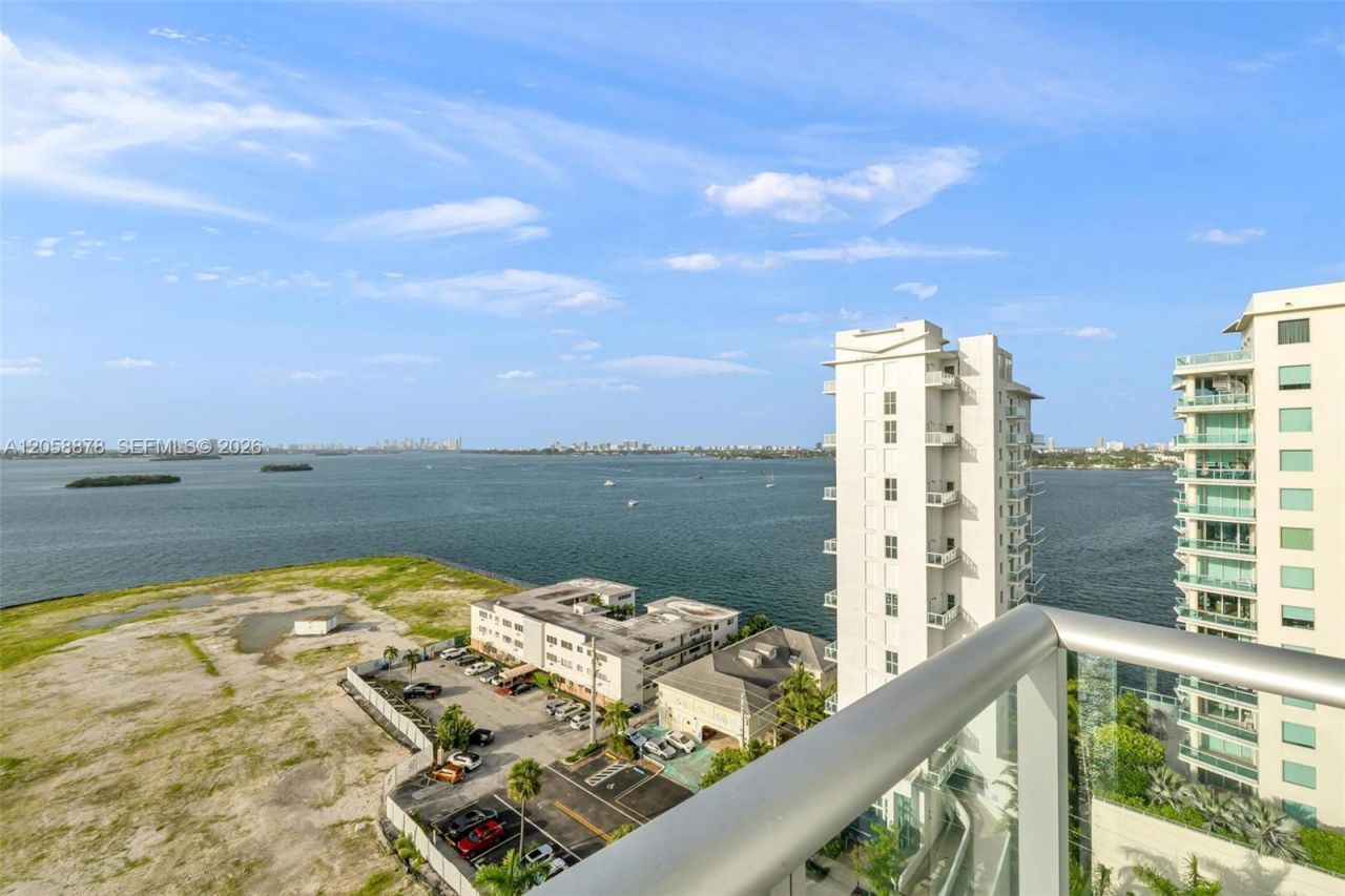 7930 East Dr, Unit 1408, North Bay Village, FL 33141 Photo