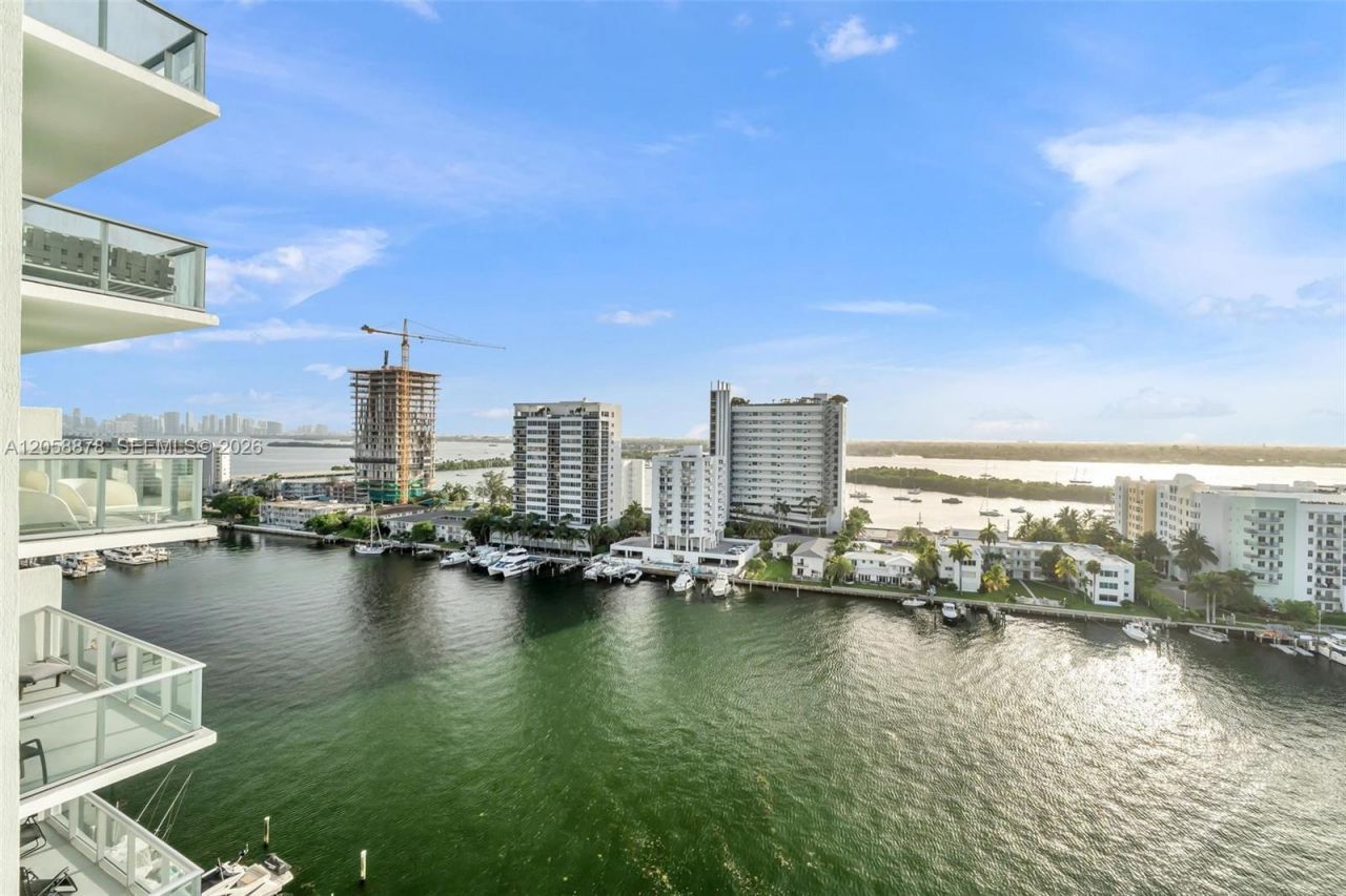 7930 East Dr, Unit 1408, North Bay Village, FL 33141 Photo