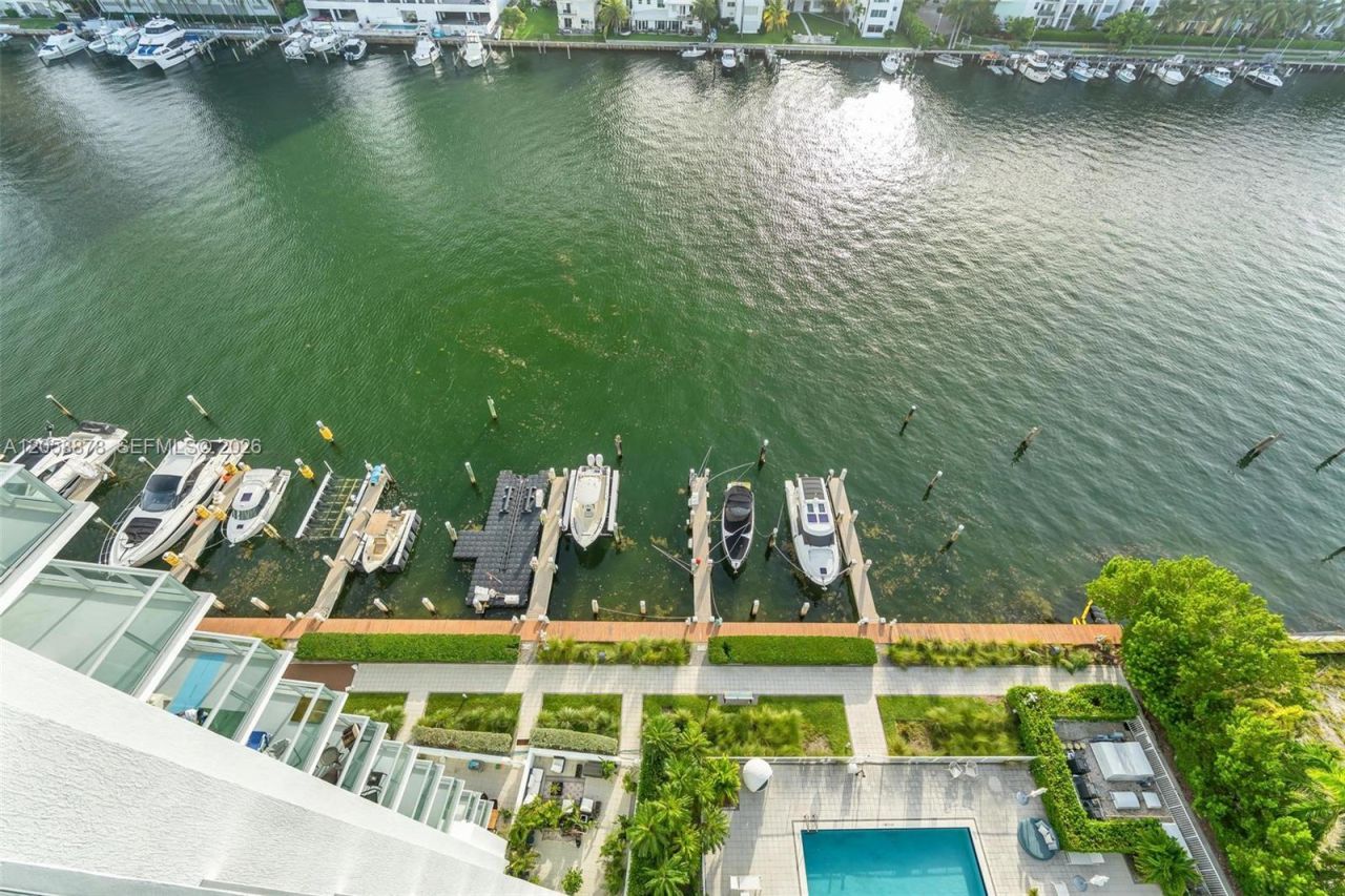 7930 East Dr, Unit 1408, North Bay Village, FL 33141 Photo