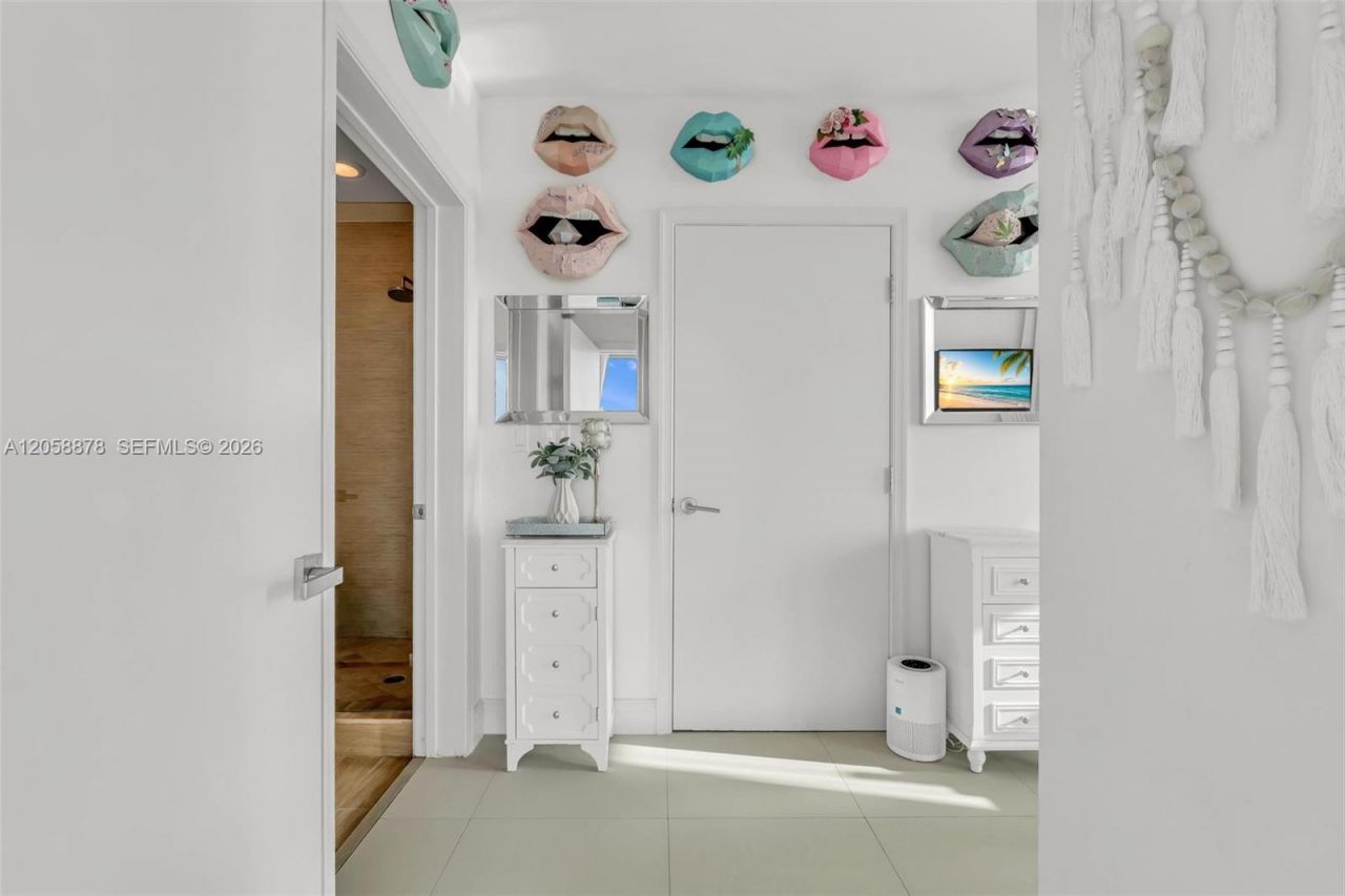7930 East Dr, Unit 1408, North Bay Village, FL 33141 Photo