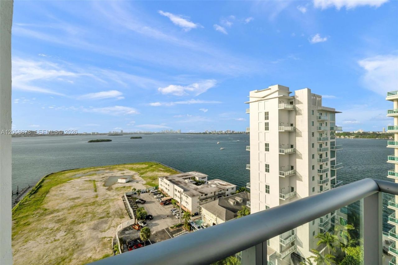 7930 East Dr, Unit 1408, North Bay Village, FL 33141 Photo