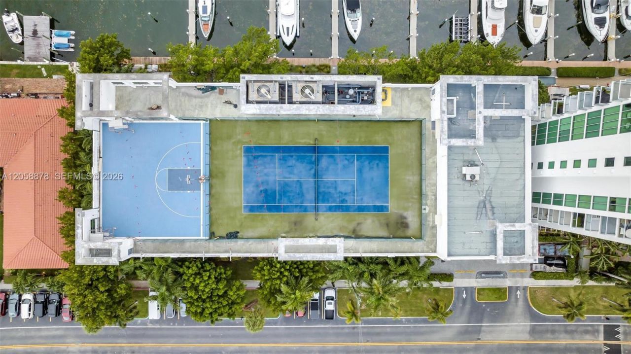 7930 East Dr, Unit 1408, North Bay Village, FL 33141 Photo