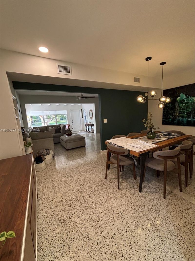 510 Raven Ave , Miami Springs, FL 33166 Photo