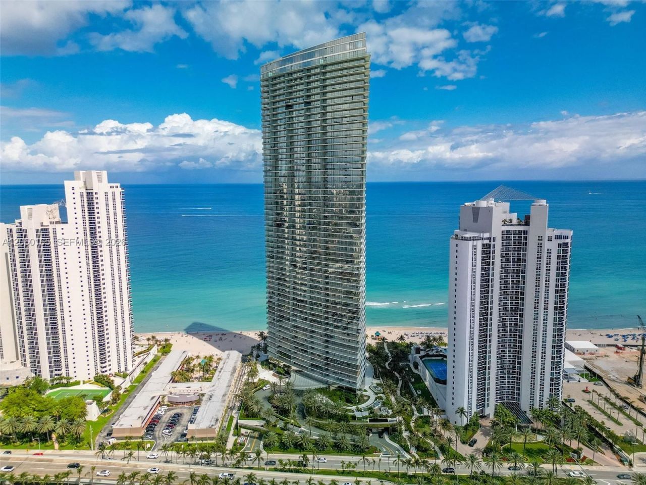 18975 Collins Ave , Unit 3303, Sunny Isles Beach, FL 33160 Photo