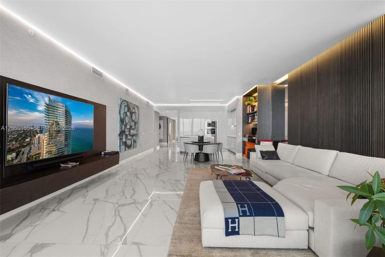 18975 Collins Ave , Unit 3303, Sunny Isles Beach, FL 33160 Photo