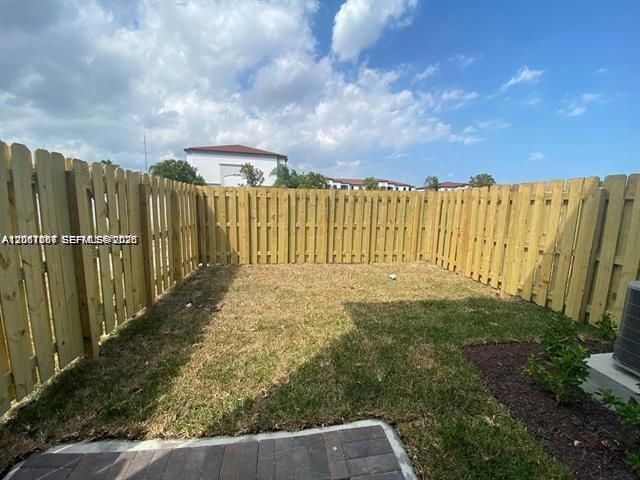 575 NE 208th Ter, Unit 575, Miami, FL 33179 Photo