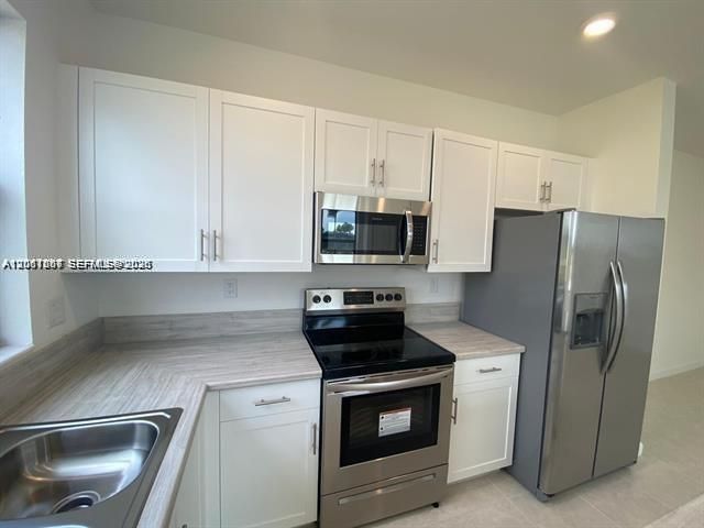 575 NE 208th Ter, Unit 575, Miami, FL 33179 Photo