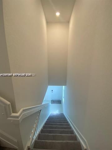 575 NE 208th Ter, Unit 575, Miami, FL 33179 Photo