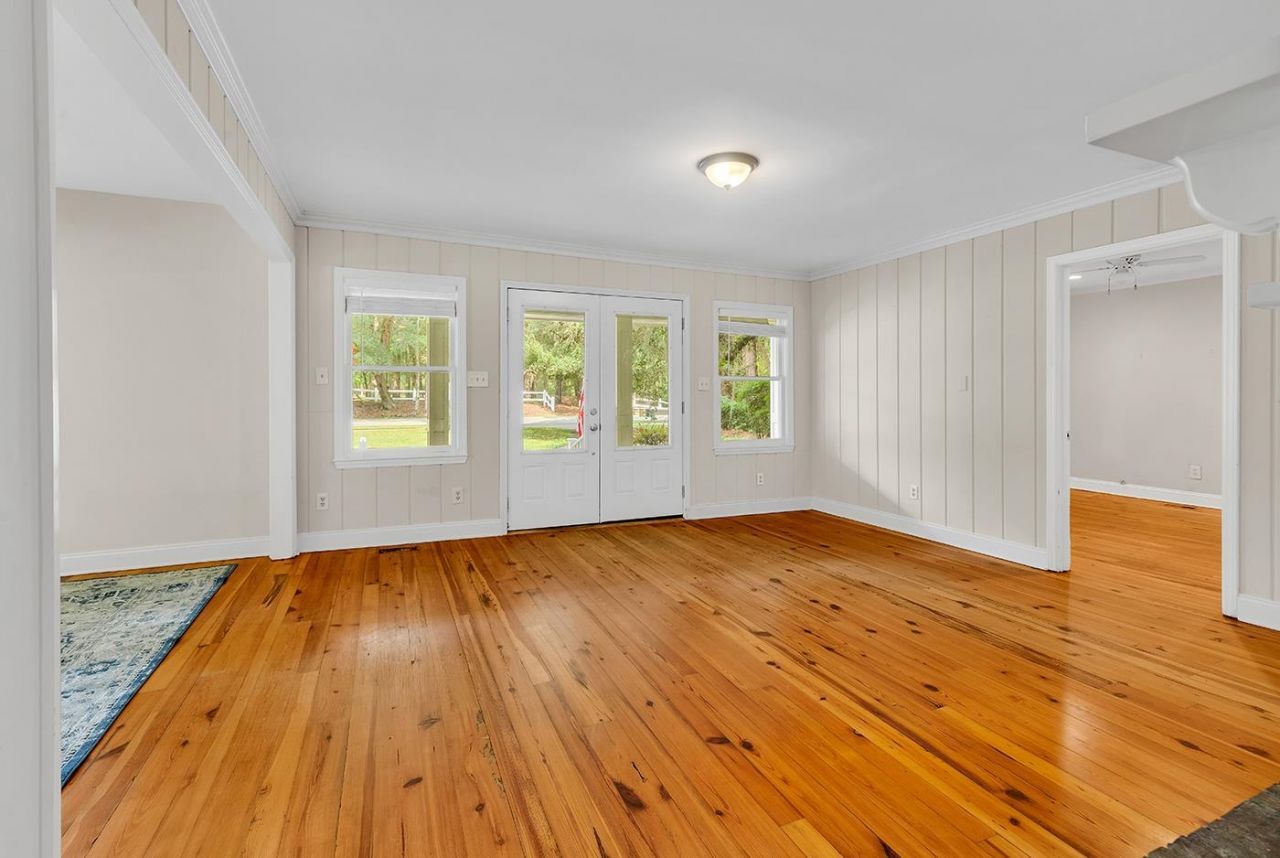 3338 Kings River Rd. Photo 15