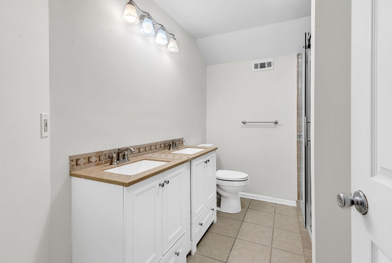 3338 Kings River Rd. Photo 32