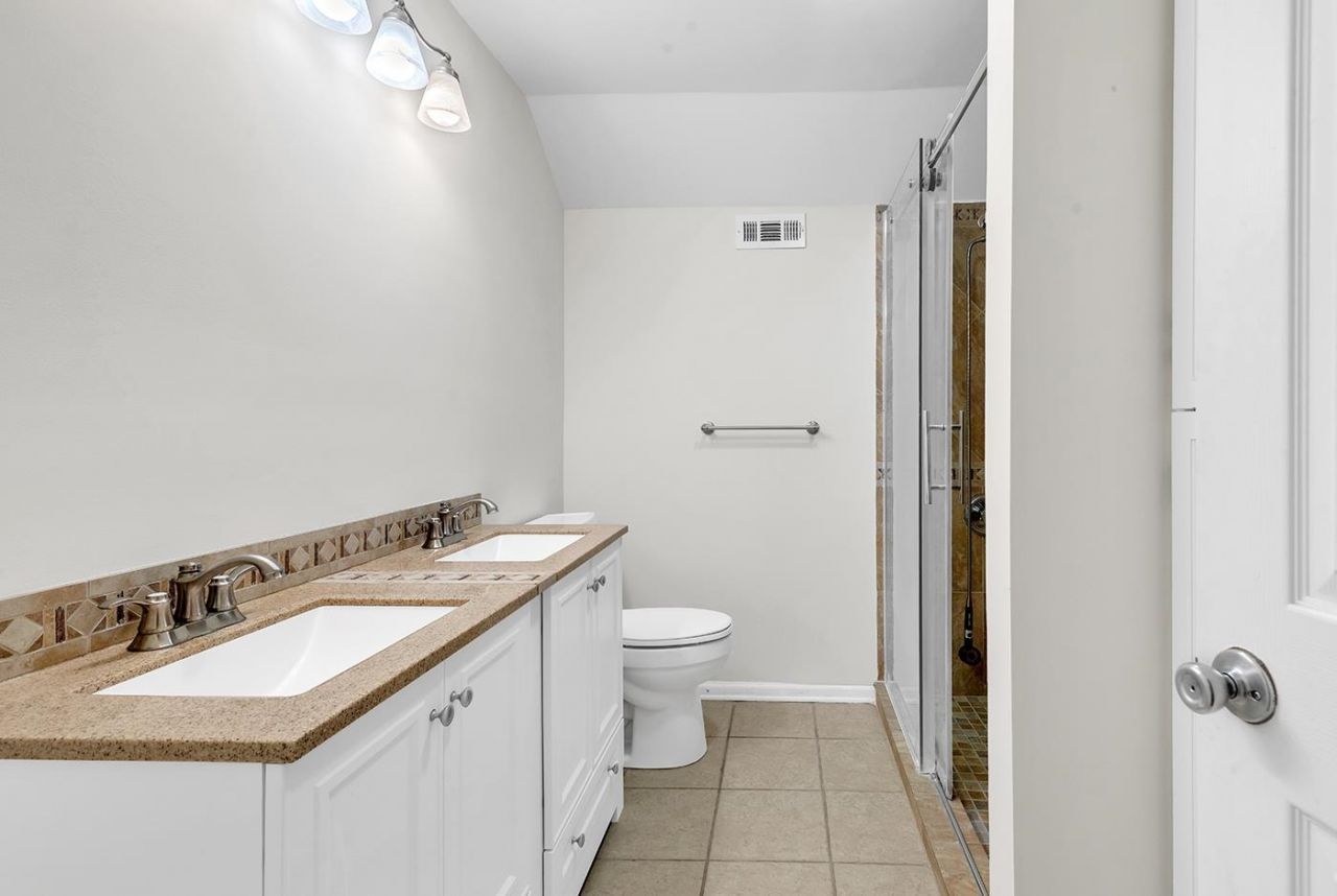 3338 Kings River Rd. Photo 33