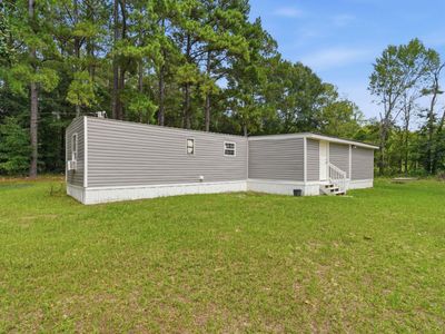 153 Crepe Myrtle Dr. , Loris, SC 29569