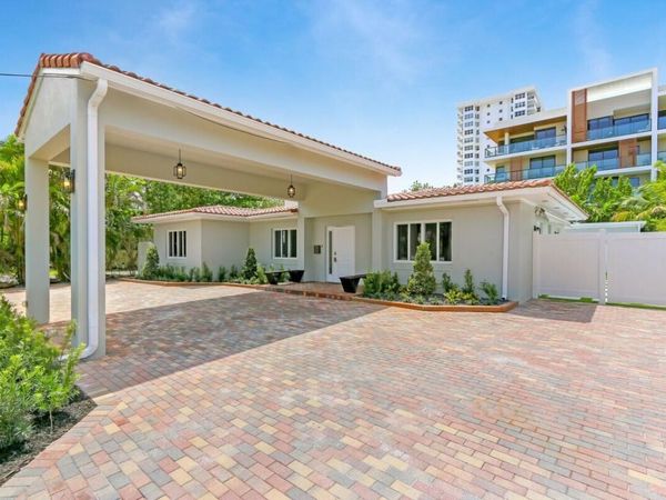 3025 CENTER Avenue, Fort Lauderdale, FL 33308