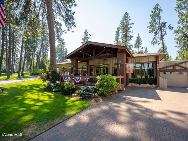 10095 N Pines RD, Hayden Lake, ID 83835