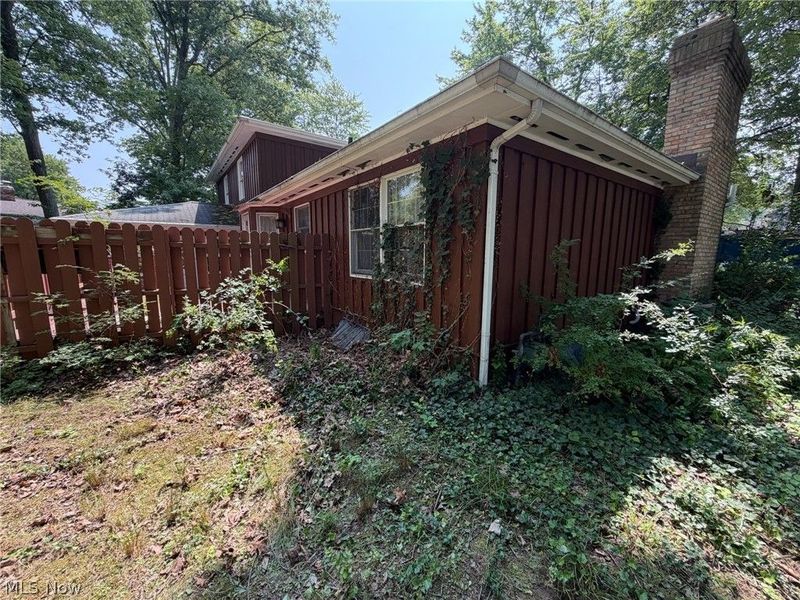 2410 Wagon Trail Street NE, Massillon, OH 44646 Photo 4